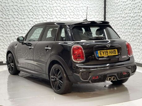 Mini Hatch 2.0 Cooper S Sport Steptronic Euro 6 (s/s) 5dr 16