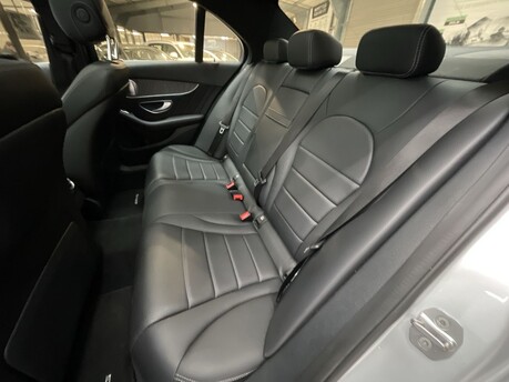 Mercedes-Benz C Class 2.1 C220d AMG Line (Premium Plus) G-Tronic+ 4MATIC Euro 6 (s/s) 4dr 34
