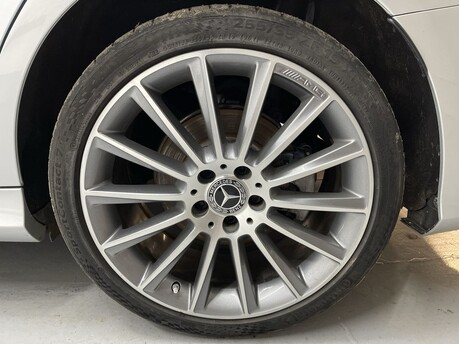 Mercedes-Benz C Class 2.1 C220d AMG Line (Premium Plus) G-Tronic+ 4MATIC Euro 6 (s/s) 4dr 42