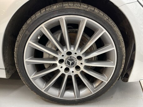 Mercedes-Benz C Class 2.1 C220d AMG Line (Premium Plus) G-Tronic+ 4MATIC Euro 6 (s/s) 4dr 43