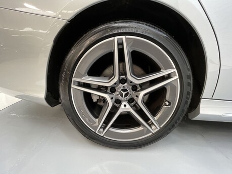 Mercedes-Benz C Class 2.0 C220d AMG Line (Premium) G-Tronic+ Euro 6 (s/s) 5dr 43