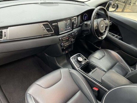 Kia Niro 64kWh First Edition Auto 5dr 24