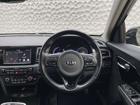 Kia Niro 64kWh First Edition Auto 5dr 29