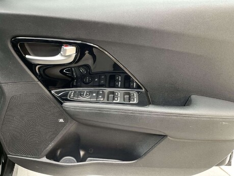 Kia Niro 64kWh First Edition Auto 5dr 39