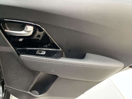 Kia Niro 64kWh First Edition Auto 5dr 40