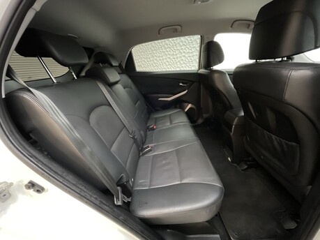 SsangYong Korando 2.2D ELX Auto 4WD Euro 6 5dr 33