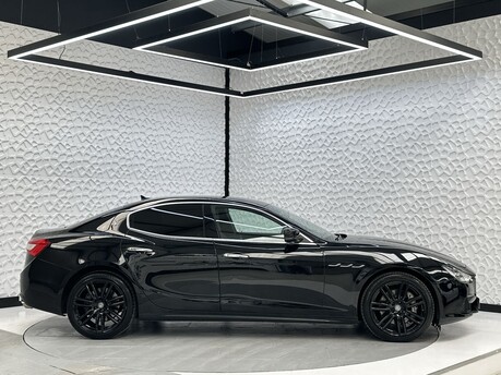 Maserati Ghibli 3.0D V6 ZF Euro 5 (s/s) 4dr 8