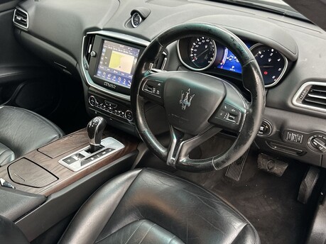 Maserati Ghibli 3.0D V6 ZF Euro 5 (s/s) 4dr 10