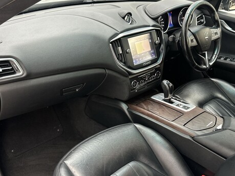 Maserati Ghibli 3.0D V6 ZF Euro 5 (s/s) 4dr 11