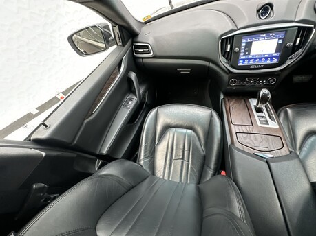 Maserati Ghibli 3.0D V6 ZF Euro 5 (s/s) 4dr 15
