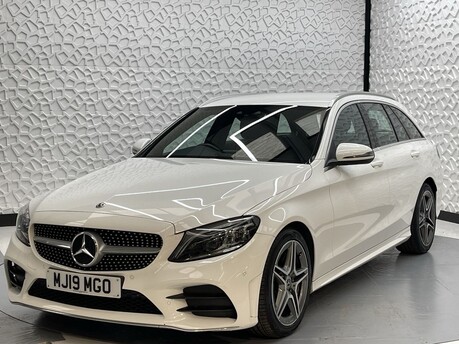 Mercedes-Benz C Class 2.0 C220d AMG Line (Premium) G-Tronic+ Euro 6 (s/s) 5dr 3
