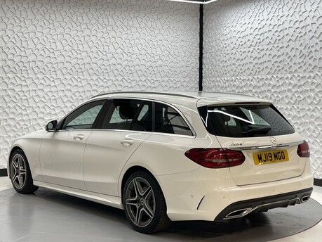 Mercedes-Benz C Class 2.0 C220d AMG Line (Premium) G-Tronic+ Euro 6 (s/s) 5dr 5