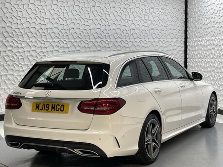Mercedes-Benz C Class 2.0 C220d AMG Line (Premium) G-Tronic+ Euro 6 (s/s) 5dr 7