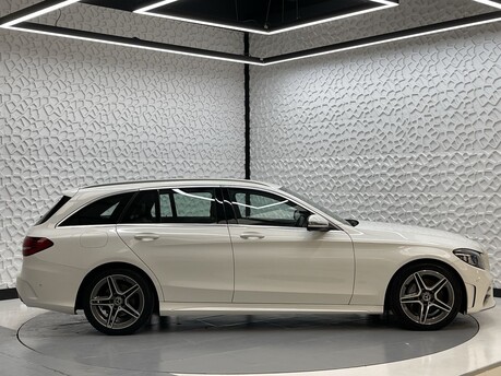 Mercedes-Benz C Class 2.0 C220d AMG Line (Premium) G-Tronic+ Euro 6 (s/s) 5dr 8