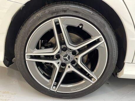 Mercedes-Benz C Class 2.0 C220d AMG Line (Premium) G-Tronic+ Euro 6 (s/s) 5dr 45