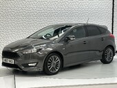 Ford Focus 1.0 Focus ST-Line 5dr 3