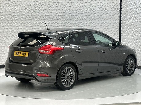 Ford Focus 1.0 Focus ST-Line 5dr 7