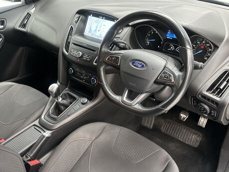 Ford Focus 1.0 Focus ST-Line 5dr 10