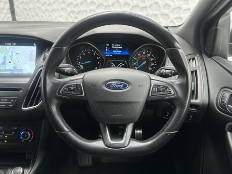 Ford Focus 1.0 Focus ST-Line 5dr 18