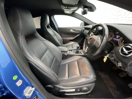 Mercedes-Benz A Class 2.1 A200 Sport CDi 5dr 9