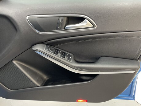 Mercedes-Benz A Class 2.1 A200 Sport CDi 5dr 33