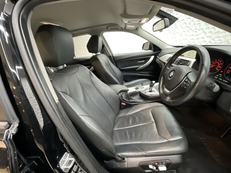 BMW 3 Series 2.0 330e SE Auto 4dr 9