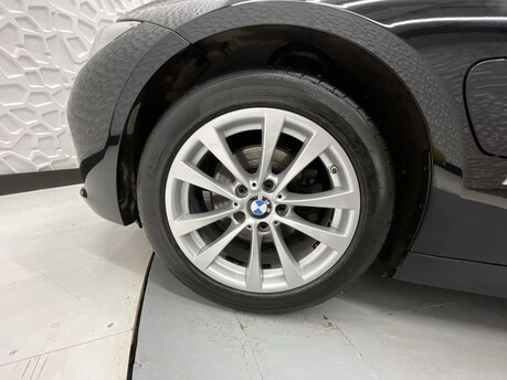 BMW 3 Series 2.0 330e SE Auto 4dr 41