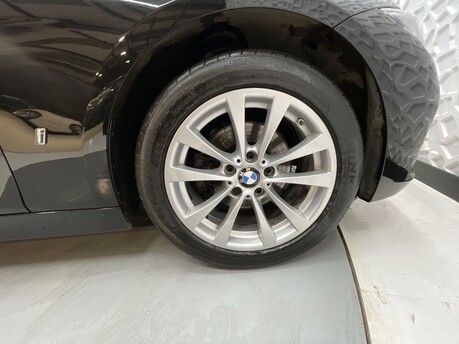 BMW 3 Series 2.0 330e SE Auto 4dr 44