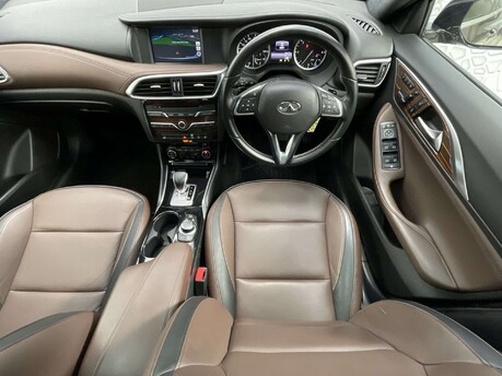 Infiniti Q30 2.1 Q30 Premium Tech inTouch D Semi-Auto 5dr 14