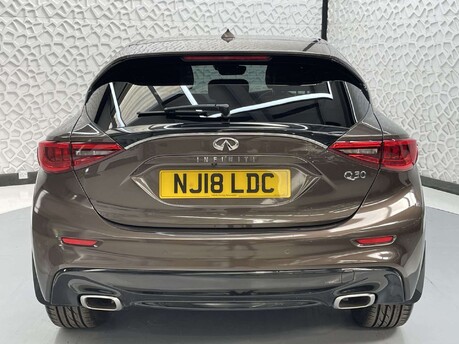 Infiniti Q30 2.1 Q30 Premium Tech inTouch D Semi-Auto 5dr 15