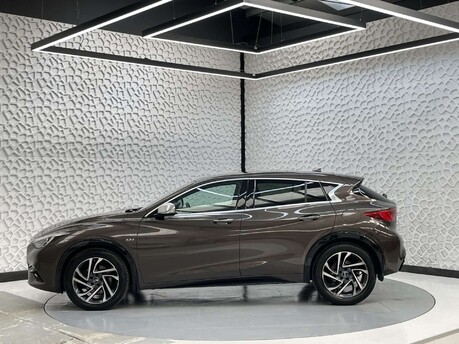 Infiniti Q30 2.1 Q30 Premium Tech inTouch D Semi-Auto 5dr 16