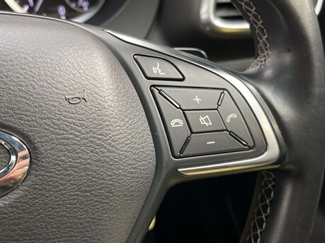 Infiniti Q30 2.1 Q30 Premium Tech inTouch D Semi-Auto 5dr 33