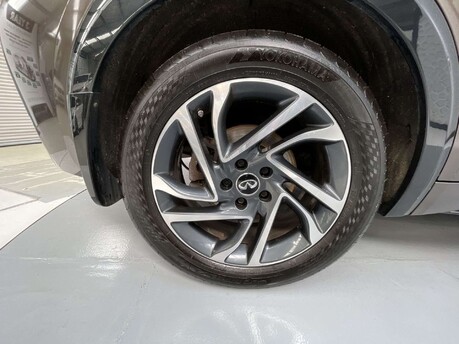 Infiniti Q30 2.1 Q30 Premium Tech inTouch D Semi-Auto 5dr 46