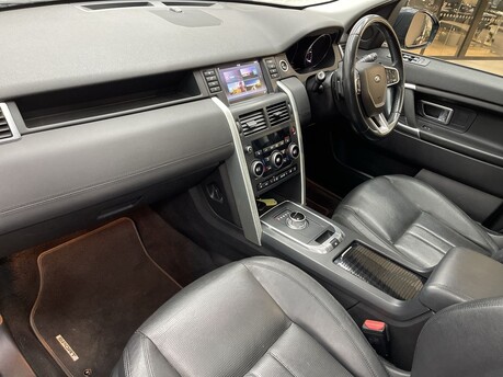 Land Rover Discovery Sport 2.0 Discovery Sport SE Tech TD4 Auto 4WD 5dr 11