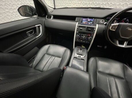 Land Rover Discovery Sport 2.0 Discovery Sport SE Tech TD4 Auto 4WD 5dr 14