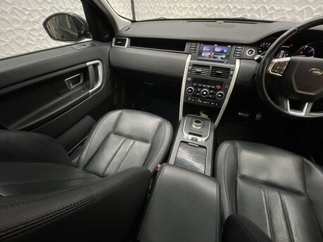 Land Rover Discovery Sport 2.0 Discovery Sport SE Tech TD4 Auto 4WD 5dr 14