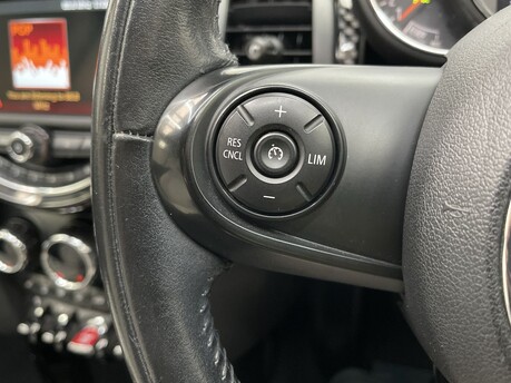 Mini Convertible 2.0 Cooper S 2dr 20
