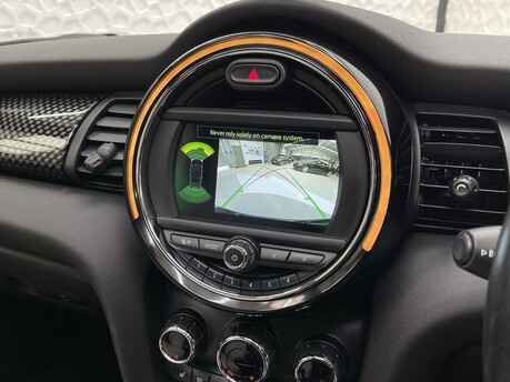 Mini Convertible 2.0 Cooper S 2dr 27