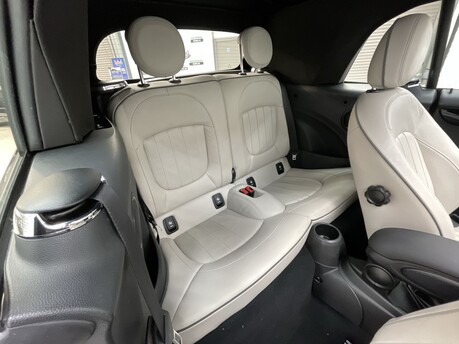 Mini Convertible 2.0 Cooper S 2dr 35