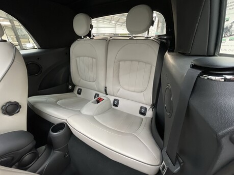 Mini Convertible 2.0 Cooper S 2dr 36