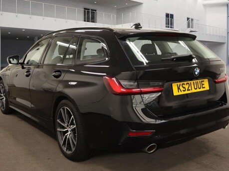 BMW 3 Series 2.0 330e Sport Professional Auto 5dr 10