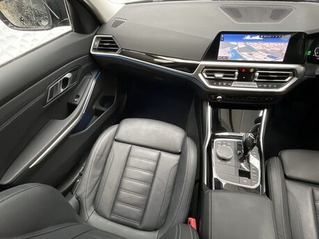 BMW 3 Series 2.0 330e Sport Professional Auto 5dr 15
