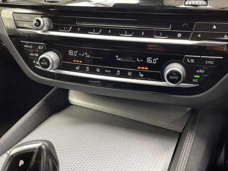 BMW 5 Series 2.0 530i M Sport Auto 5dr 33