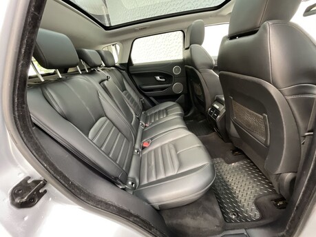Land Rover Range Rover Evoque 2.0 Range Rover Evoque HSE Dynamic Luxury TD4 Auto 4WD 5dr 32