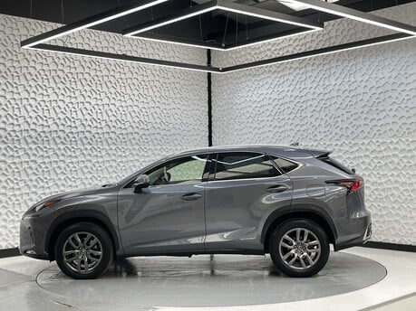 Lexus NX 2.5 NX 300h Luxury CVT 4WD 5dr 4
