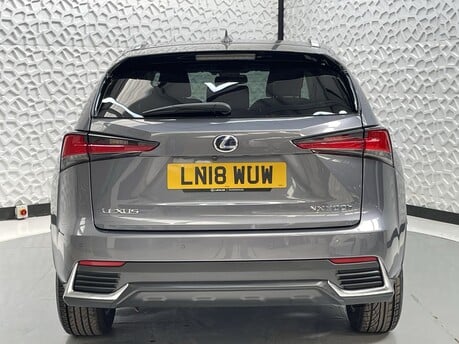 Lexus NX 2.5 NX 300h Luxury CVT 4WD 5dr 6