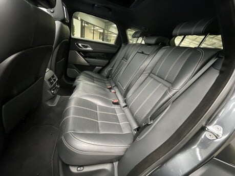 Land Rover Range Rover Velar 3.0 Range Rover Velar R-Dynamic HSE D300 Auto 4WD 5dr 35