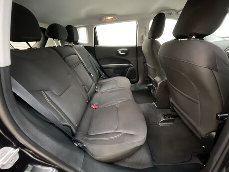 Jeep Compass 1.6 Compass Sport MultiJet II 4x2 5dr 30