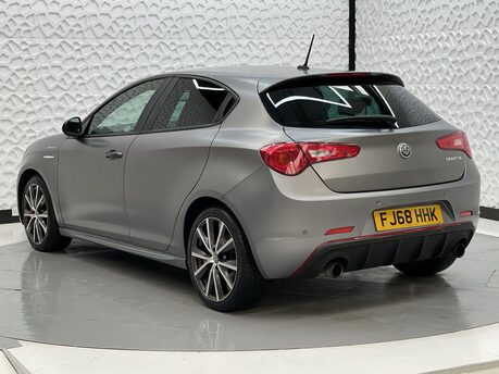 Alfa Romeo Giulietta 1.7 Giulietta Veloce TBi Semi-Auto 5dr 5