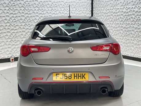 Alfa Romeo Giulietta 1.7 Giulietta Veloce TBi Semi-Auto 5dr 6